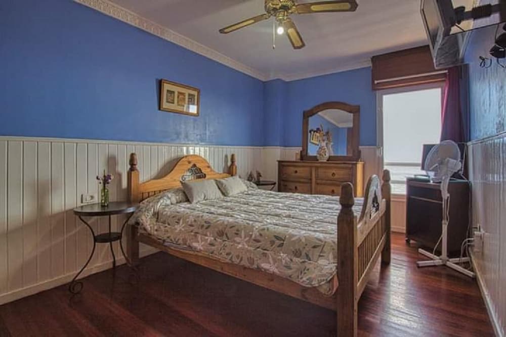 Hotel 3 Bed-Room & Wifi-Radazul -Sea View And Balcony
