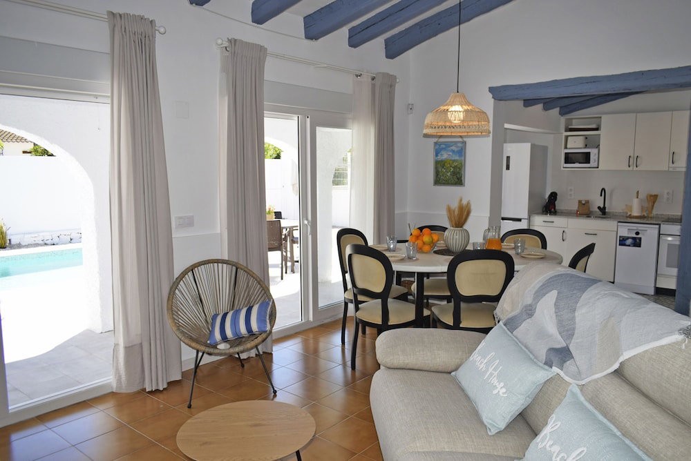 Ch3400 In Denia With 3 Bedrooms And 2 Bathrooms