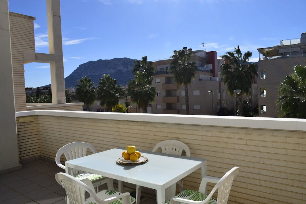 02 Ap2106 In Denia With 2 Bedrooms And 1 Bathrooms