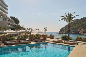 Hotel Mondrian Ibiza cazare Santa Eularia des Riu