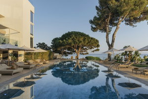 Hotel Me Ibiza - The Leading Hotels Of The World cazare Santa Eularia des Riu