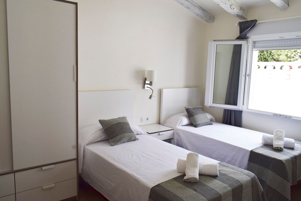 05 Ch3200 In Denia With 3 Bedrooms And 2 Bathrooms