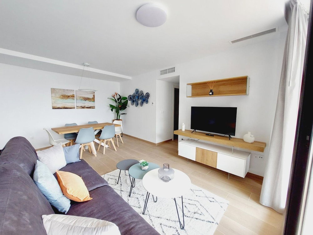 Ap8209 In Denia With 2 Bedrooms And 2 Bathrooms