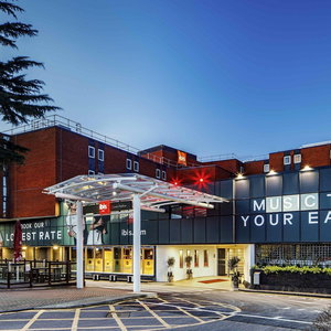 Hotel Ibis London Heathrow Airport cazare Harlington