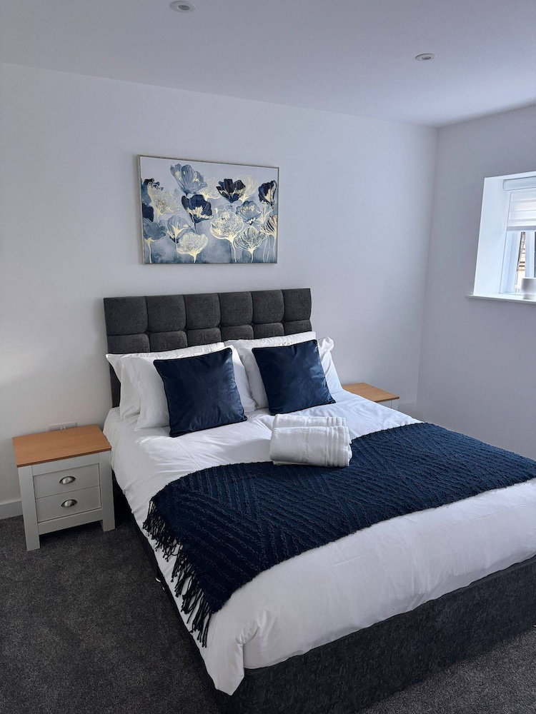 Hotel Hull 1-Bed Apt, Sleeps 4 With Wi-Fi