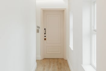 Hideout Apartment Hotel