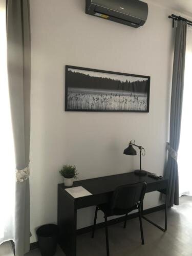 Center Rooms