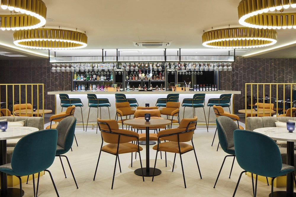 Hotel Courtyard By Marriott London Heathrow Airport