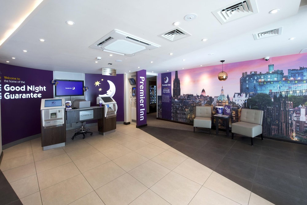 Premier Inn Edinburgh Cc York Place/St James Quarter