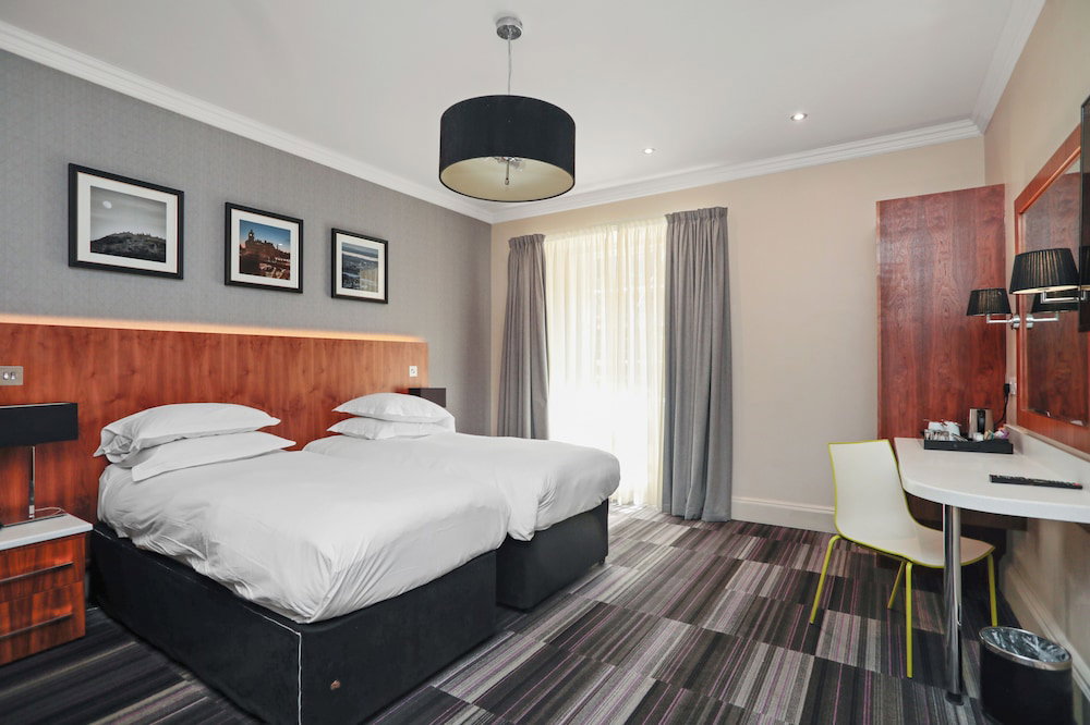 Hotel The Place
