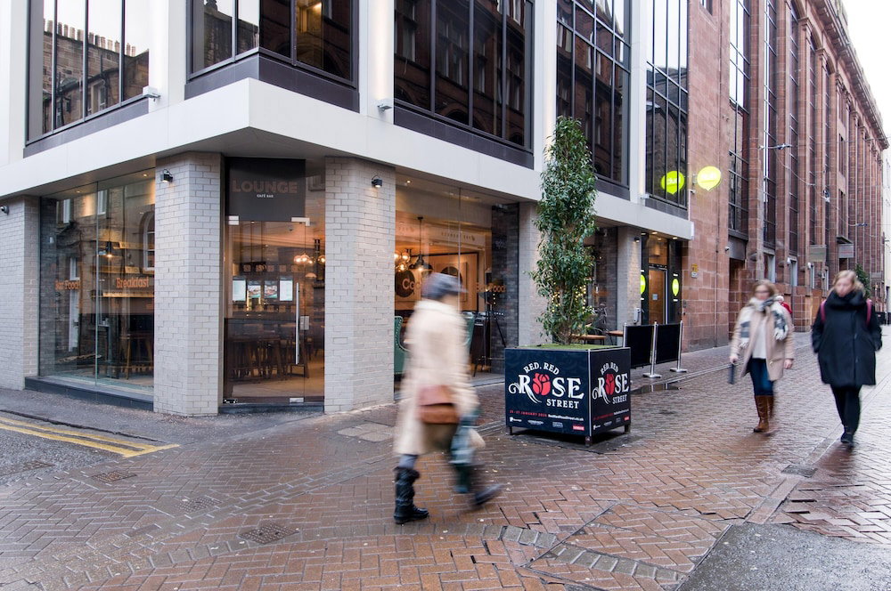 Hotel Hub By Premier Inn Edinburgh Cc Rose Street