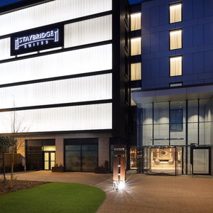 Sejur Staybridge Suites London Heathrow - Bath Road By Ihg vacanta Harmondsworth