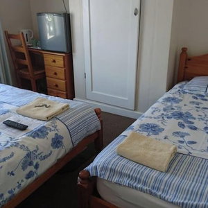 Hotel Room-Comfortable Family Room With Tv, Fr cazare Harlington