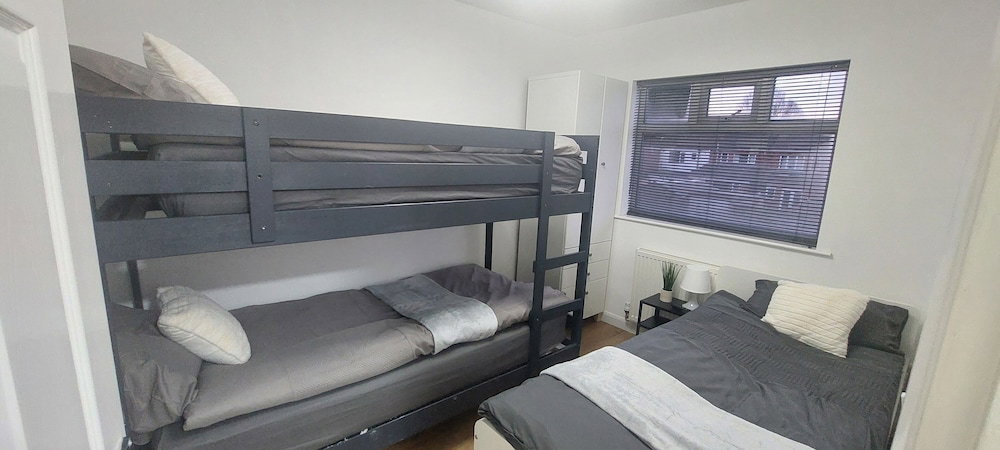 Hull 3Bed House-Driveway-Garden-Familyfriendly