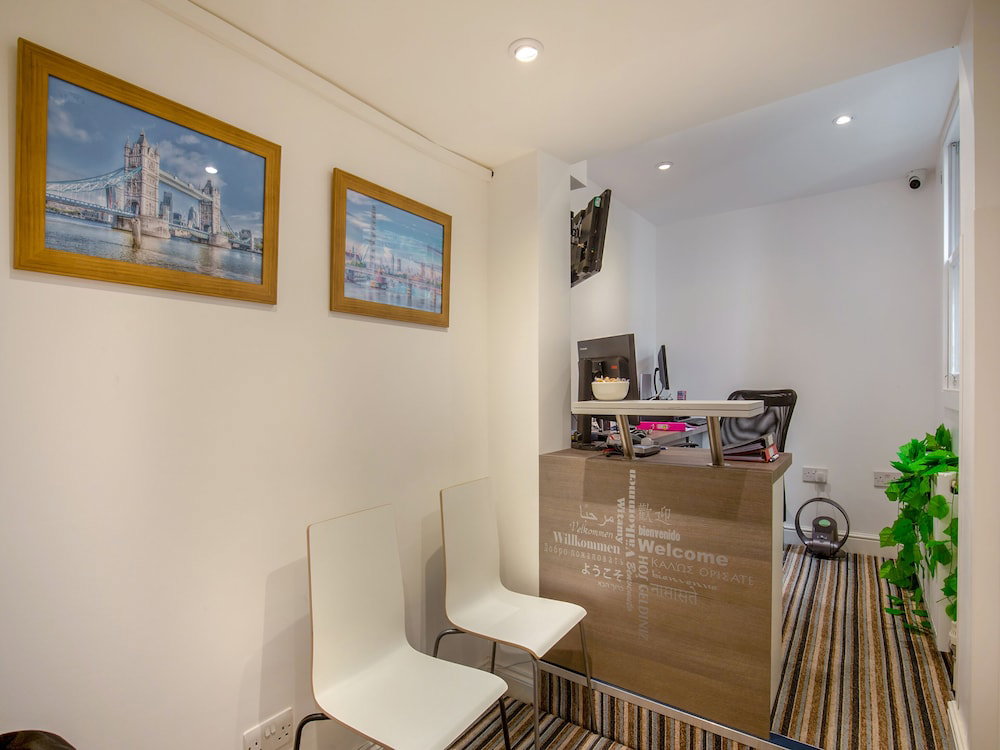 Oyo Bakers Hotel London Victoria