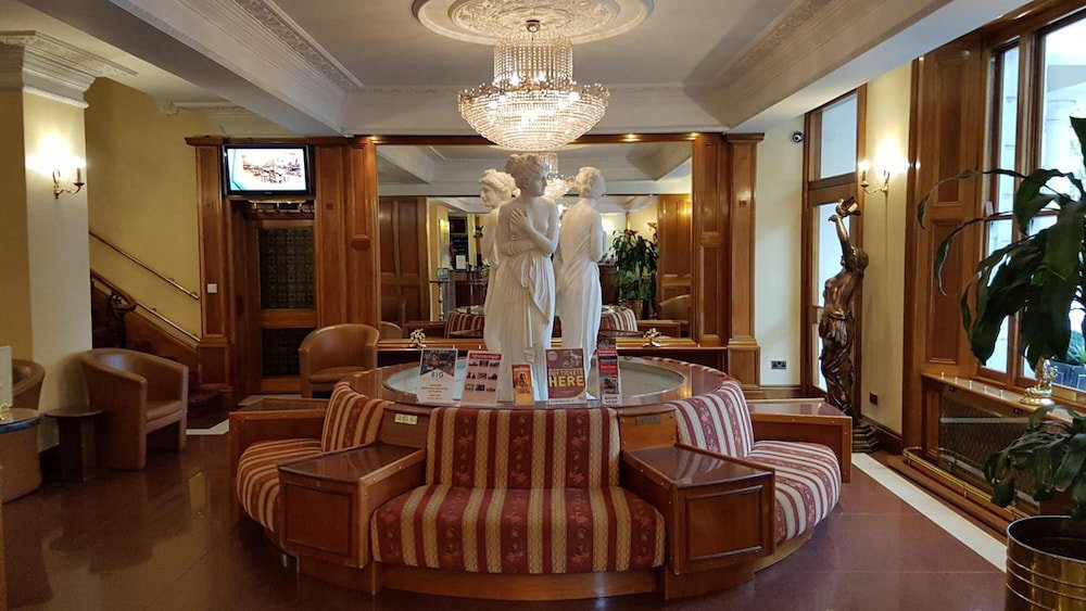 Westpoint Hotel