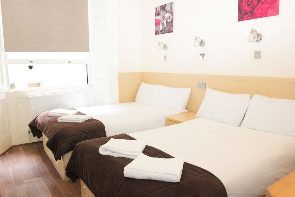 Tony's House Hotel