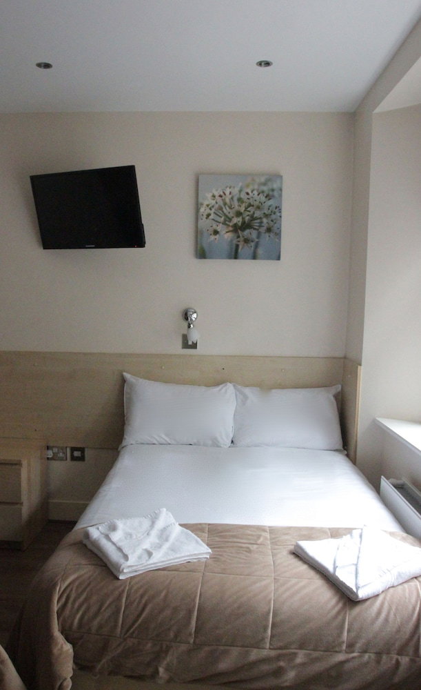Tony's House Hotel
