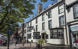 Hotel The Swan Hotel, Stafford, Staffordshire cazare Staffordshire
