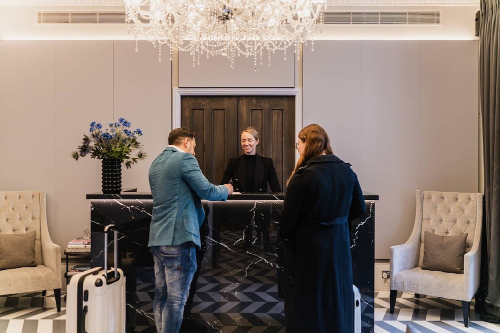 Eccleston Square Hotel