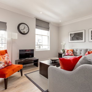 Hotel Destiny Scotland Chisholm Hunter Suites cazare Newtown