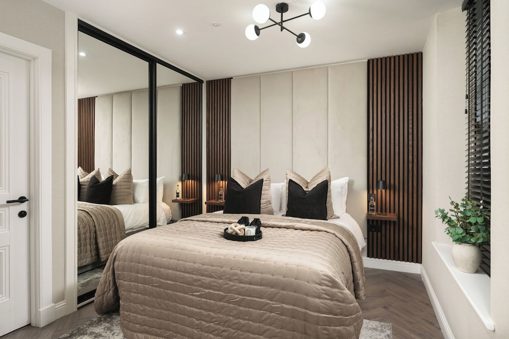 South Lane Apartments - City Centre