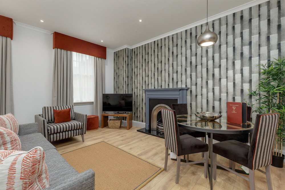 Destiny Scotland - Princes St Residence