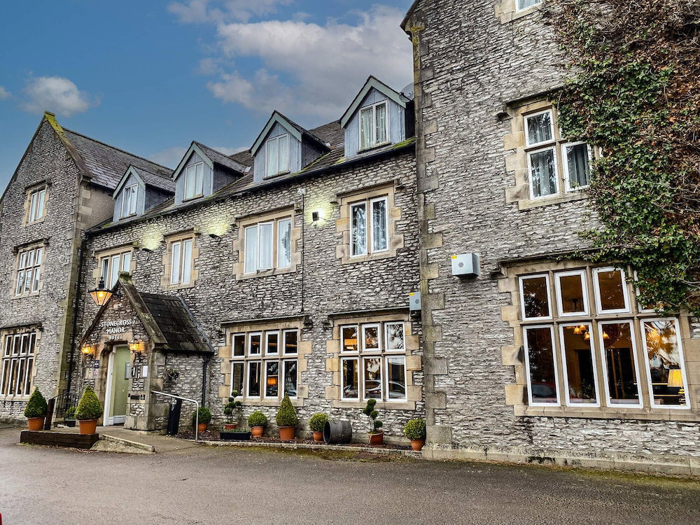 Hotel Stonecross Manor Hotel
