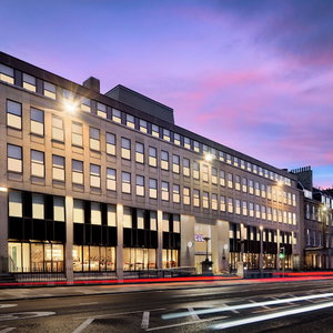 Hotel Yotel Edinburgh cazare Newtown