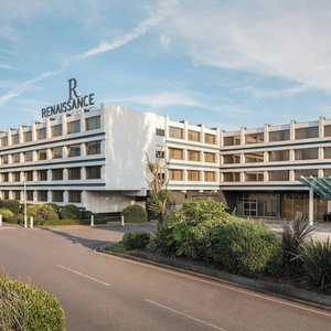 Sejur Renaissance London Heathrow Hotel vacanta Harmondsworth