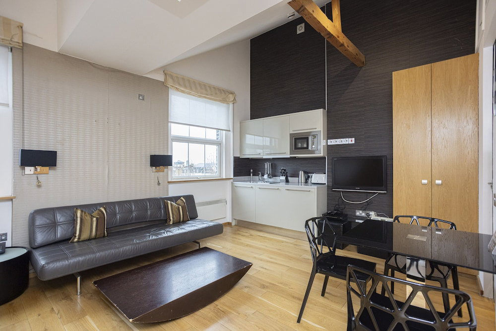 Hotel Space Apart Hotel