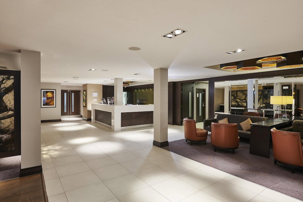 Doubletree By Hilton London - Ealing Hotel