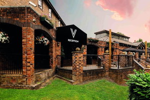 Hotel Village Hotel Liverpool cazare Liverpool