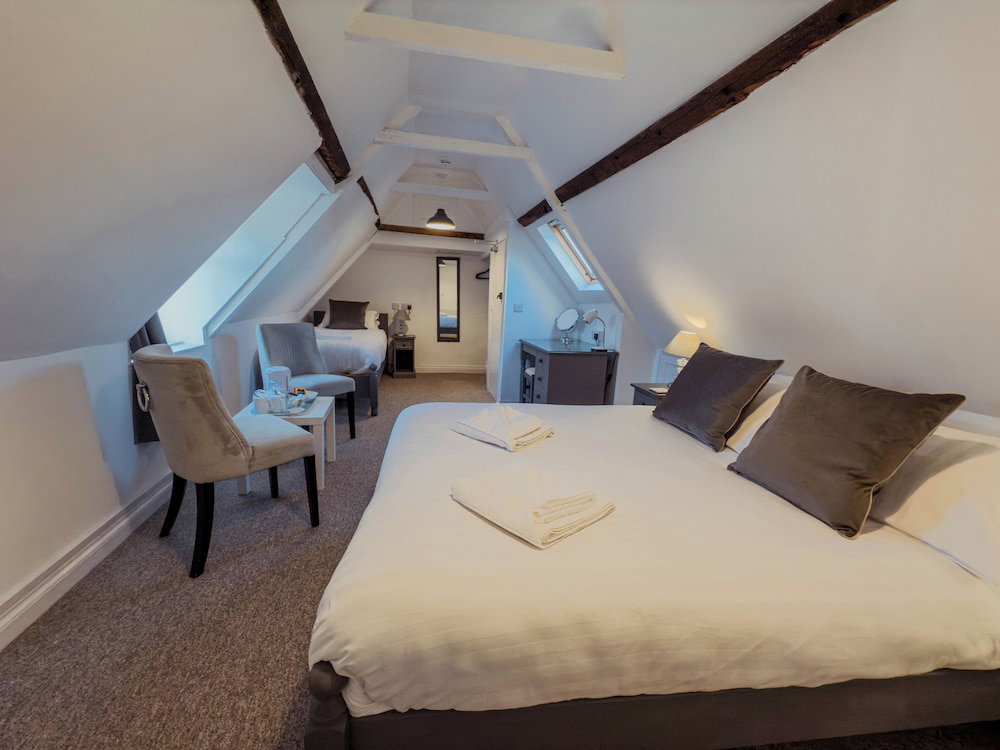 Newport Quay Bed And Breakfast