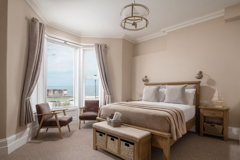 Hotel Pebble House