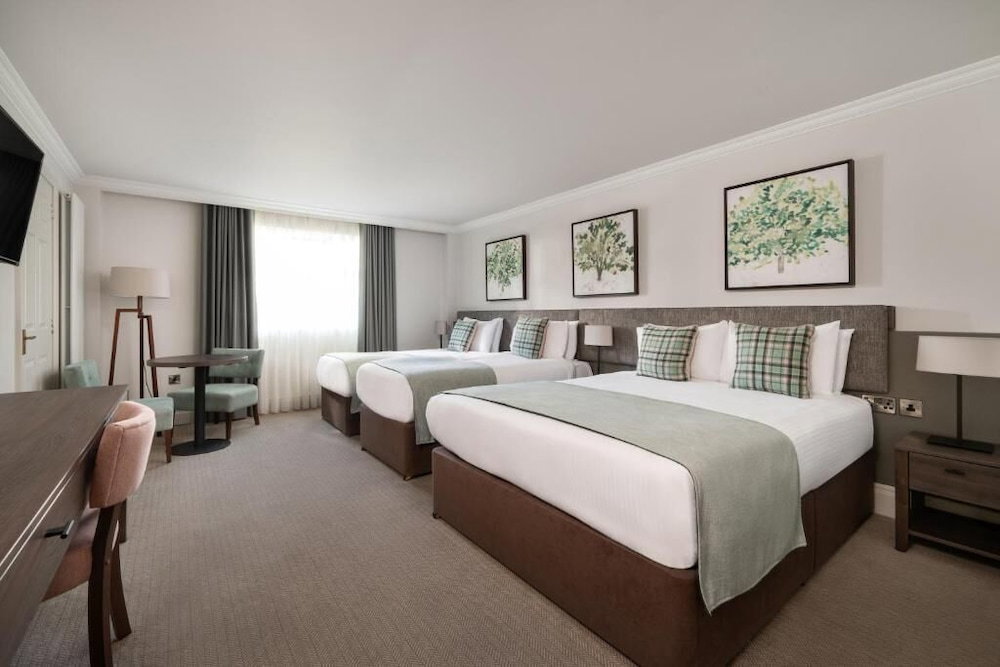 Ivanhoe Hotel