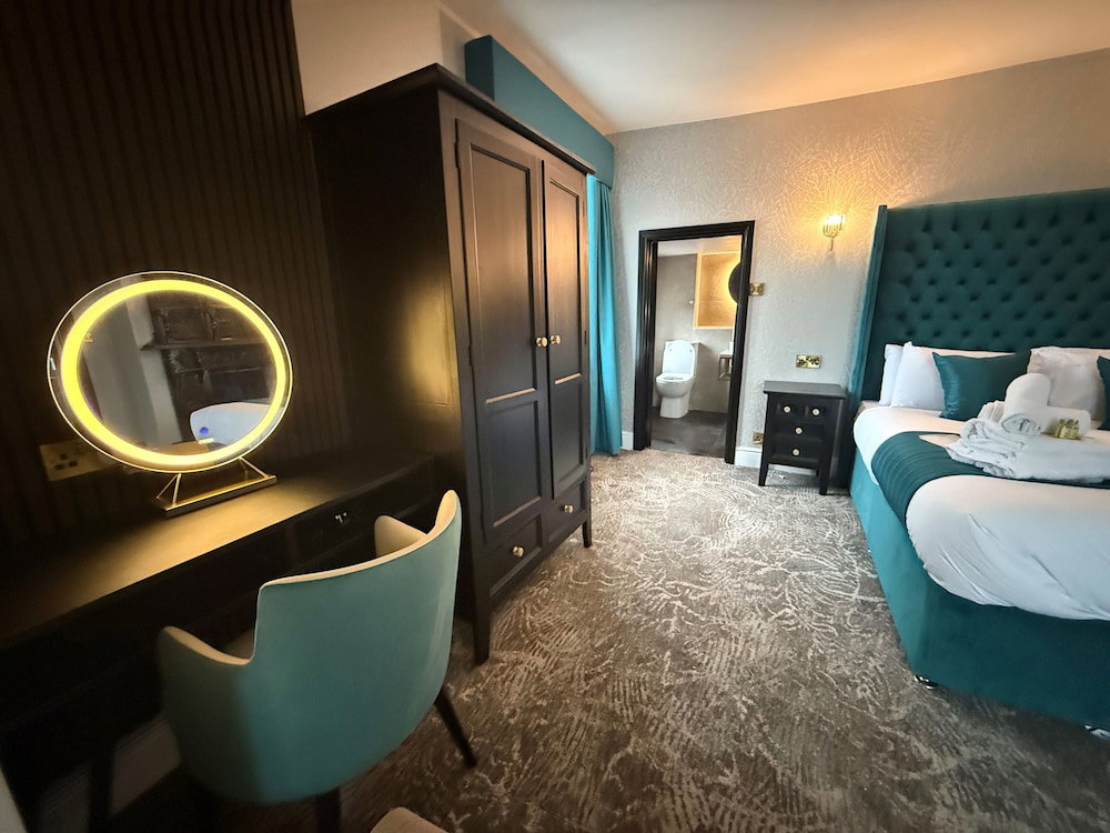 Lyons Woodlands Hall Hotel