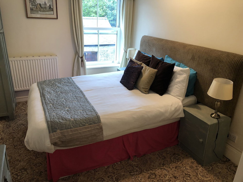 Picton House Hotel