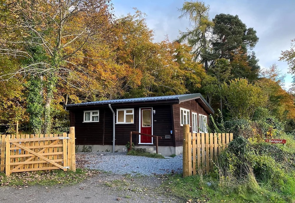 Hotel Bridgend Chalet On Reelig Estate