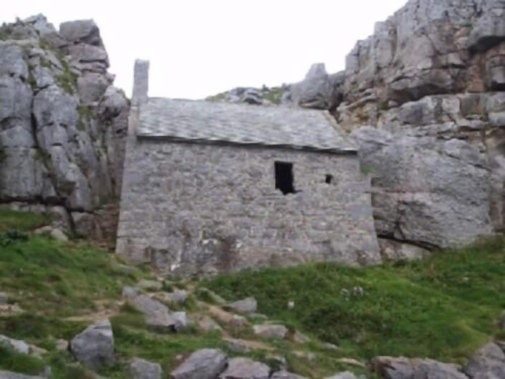 Portclew House