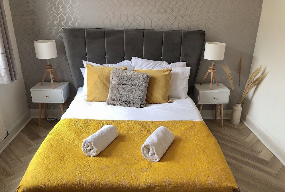 Modern 3 Bedrooms House With 6 Guests
