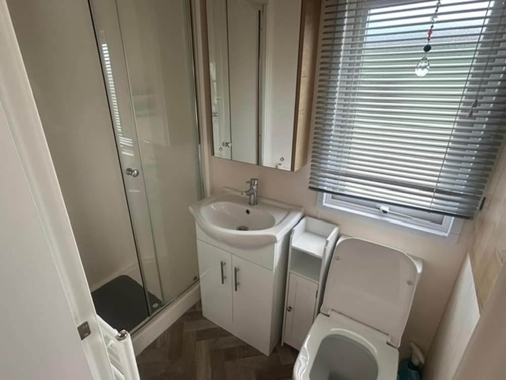 6 Berth, Ideal For Edin Fringe, Tattoo, Etc