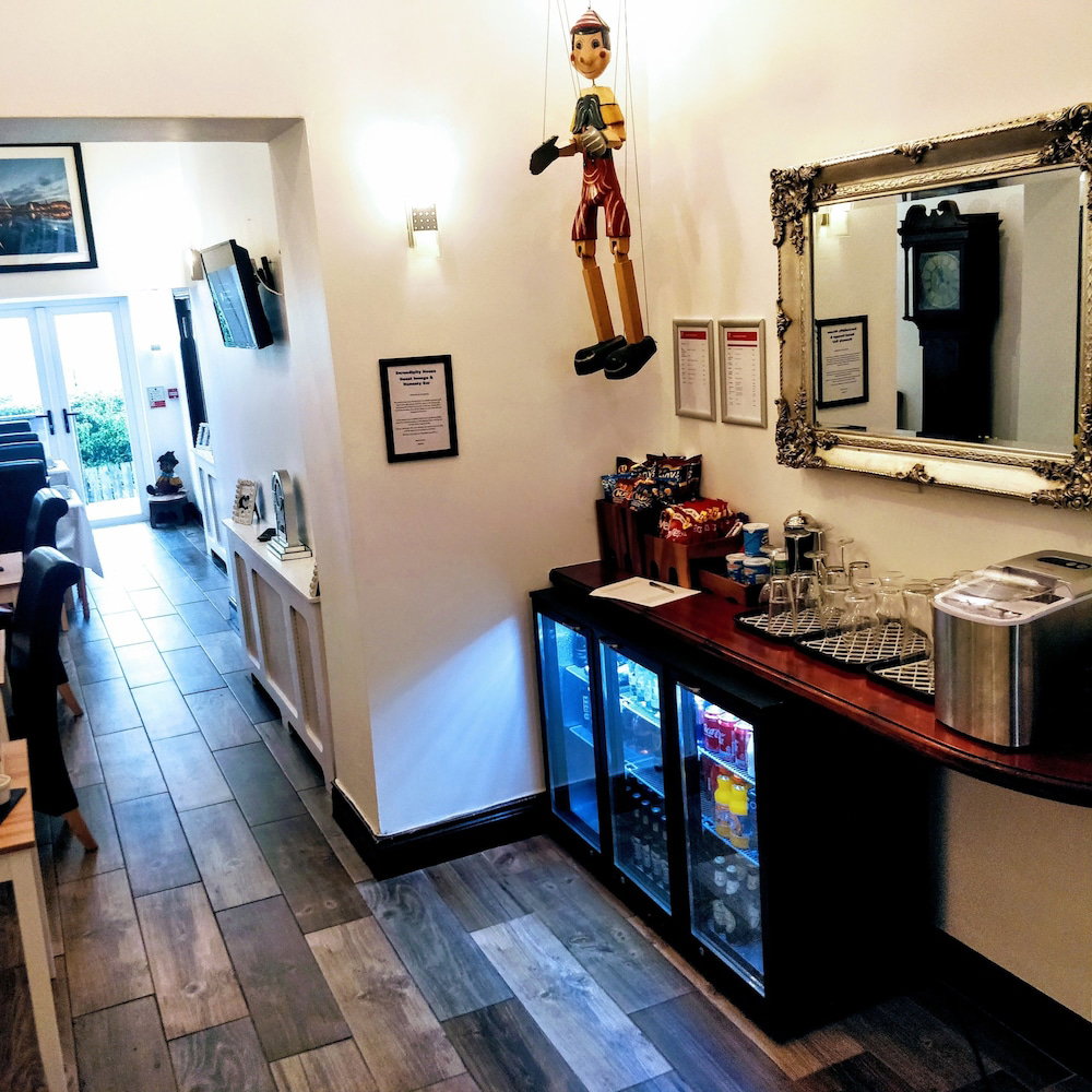 Serendipity House