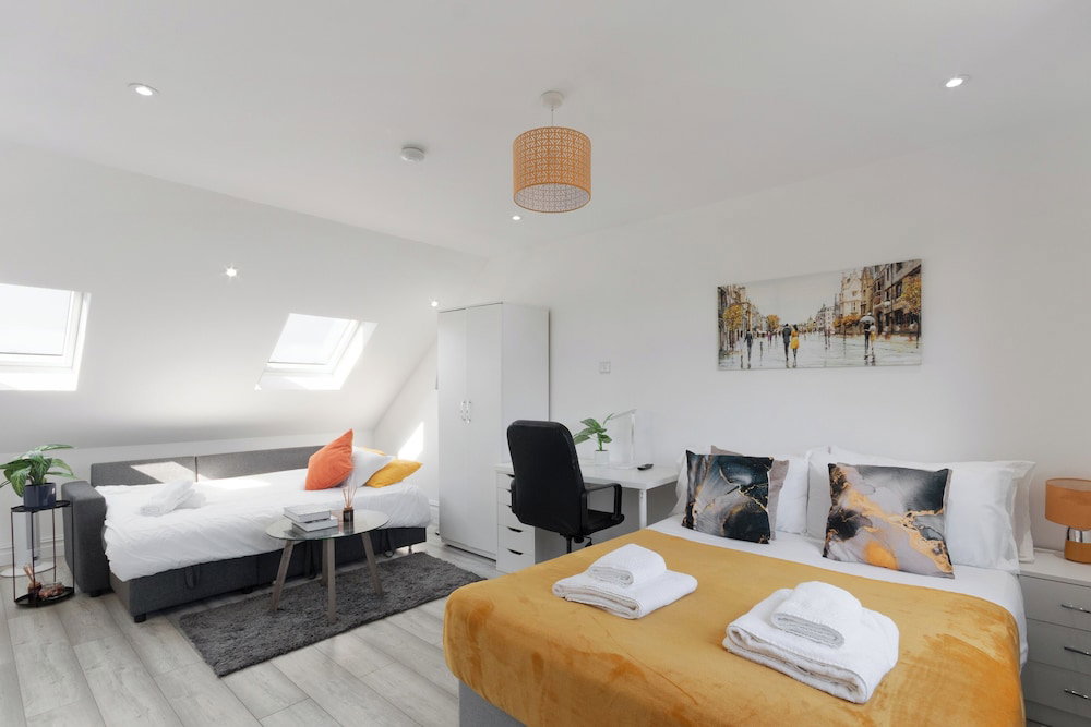 Hotel City Apartment - Sleeps 4 & Free Parking