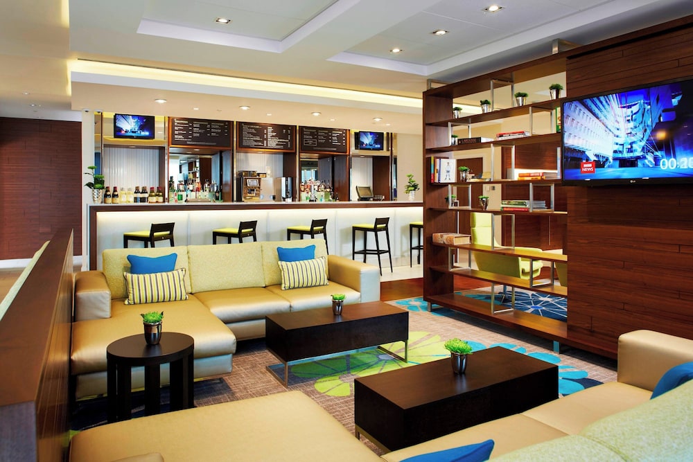 Hotel Courtyard By Marriott Aberdeen Airport