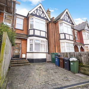 Sejur Central Harrow Studios 3Mins To Station! vacanta Harrow