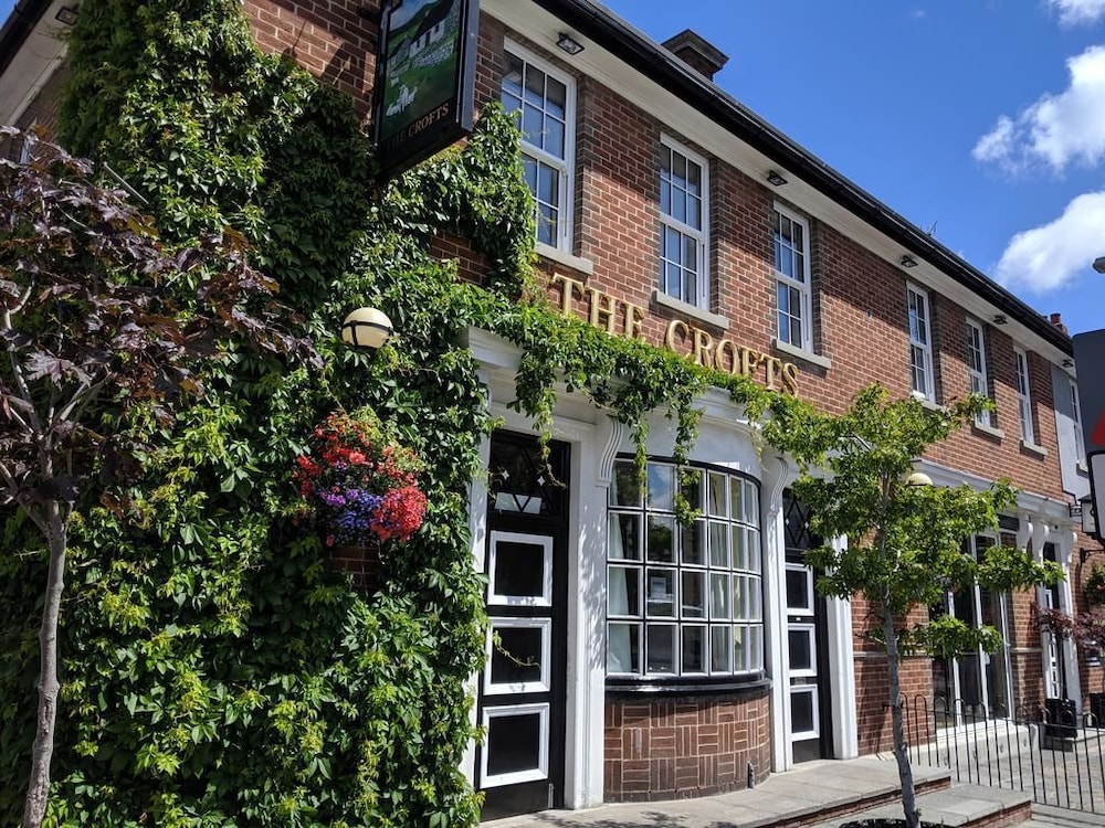 Hotel Crofts Hotel