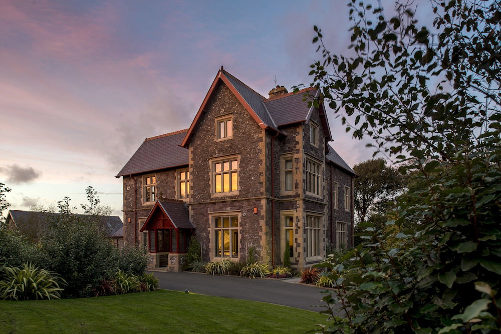 Hotel Penrhiw Priory