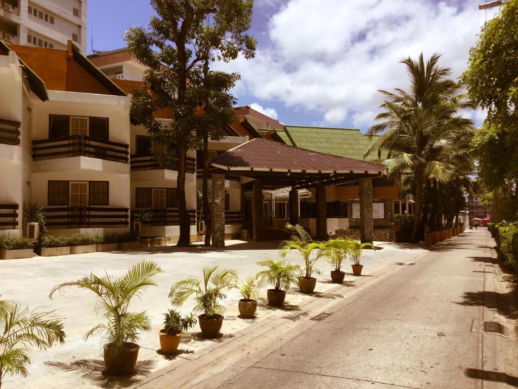 Pattaya At Nine