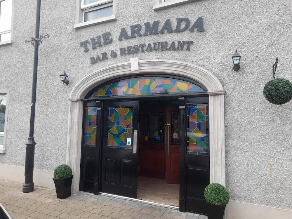 Hotel The Armada Bar And Restaurant